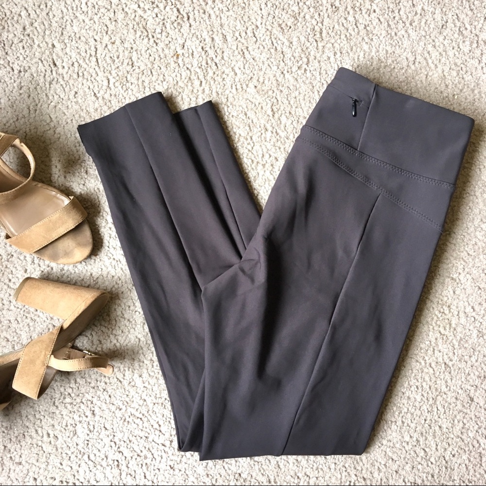 Athleta athleisure Seam leg pants leggings M